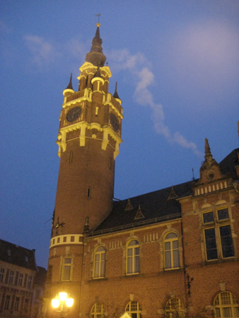 alte bausubstanz in schönem licht