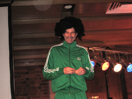 ..freut sich diebisch..