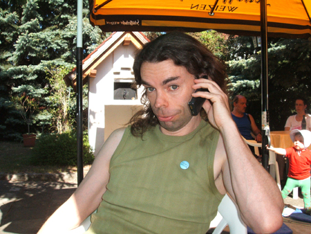 hallo?