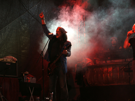 wow, was f�r eine rock�n�roll-pose!