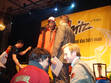 besprechung nach der show