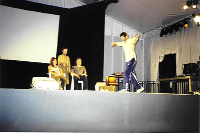 Ein .. Schwanich? Habicht?!