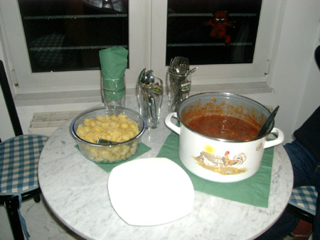 lecker chili mit carne con nudeln