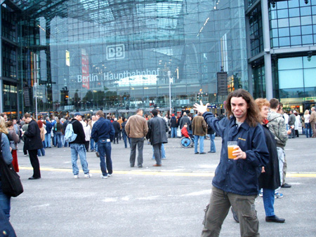 springhuhn präsentiert: den hauptbahnhof!