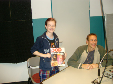 chrissy pr�sentiert das pop-sonderheft!