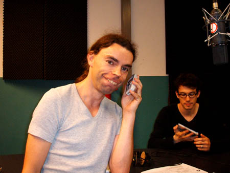 ..und springhuhn am mobiltelefon..