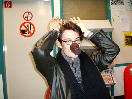 neues maskottchen - das kaffeebechernasentier