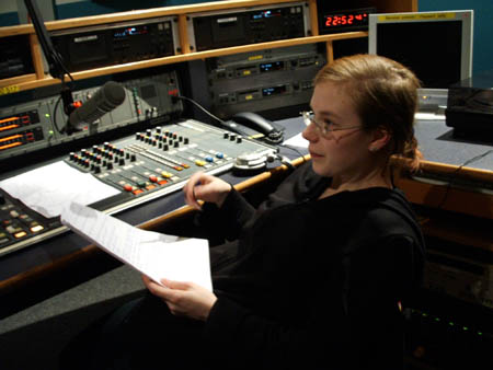 chrissy, entsetzt �ber springhuhns antworten