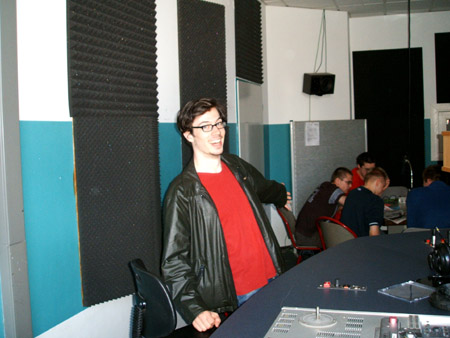 christian, im hintergrund das elvis-pelvis-team